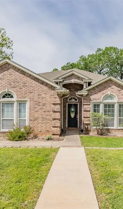 393 County Road 4874, Newark TX 76071