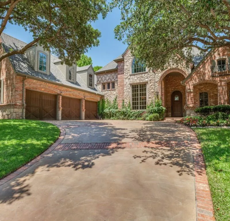 2804 High Point Court, Grapevine TX 76051