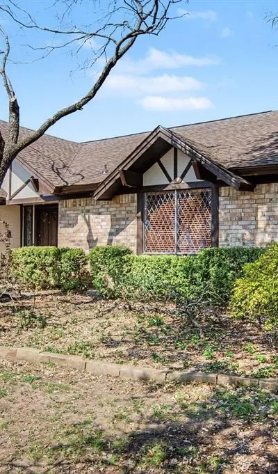 604 Baker Drive, Hurst TX 76054 - Photo 3