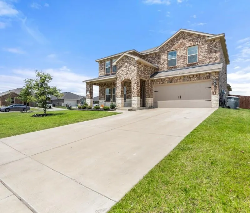 15111 Athena Drive, Dallas TX 75253