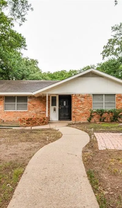 1809 Glenbrook Drive, Irving TX 75061 - Photo 2