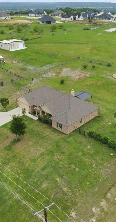 7207 Veal Station Road, Weatherford TX 76085