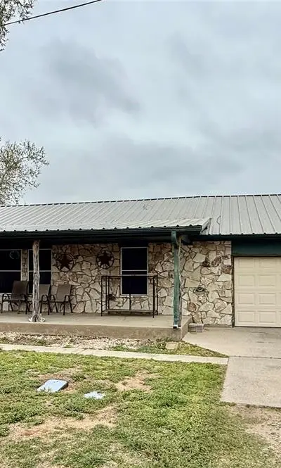555 S Allen Street, Boyd TX 76023