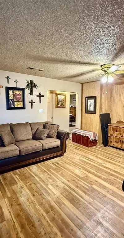 555 S Allen Street, Boyd TX 76023 - Photo 3