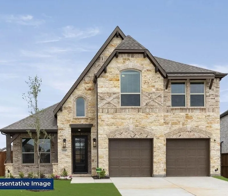 7035 Moss Lake Drive, Grand Prairie TX 75054