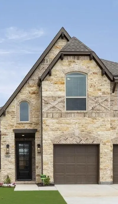 7035 Moss Lake Drive, Grand Prairie TX 75054