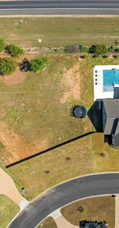 216 Wycliff Drive, China Spring TX 76633 - Photo 3