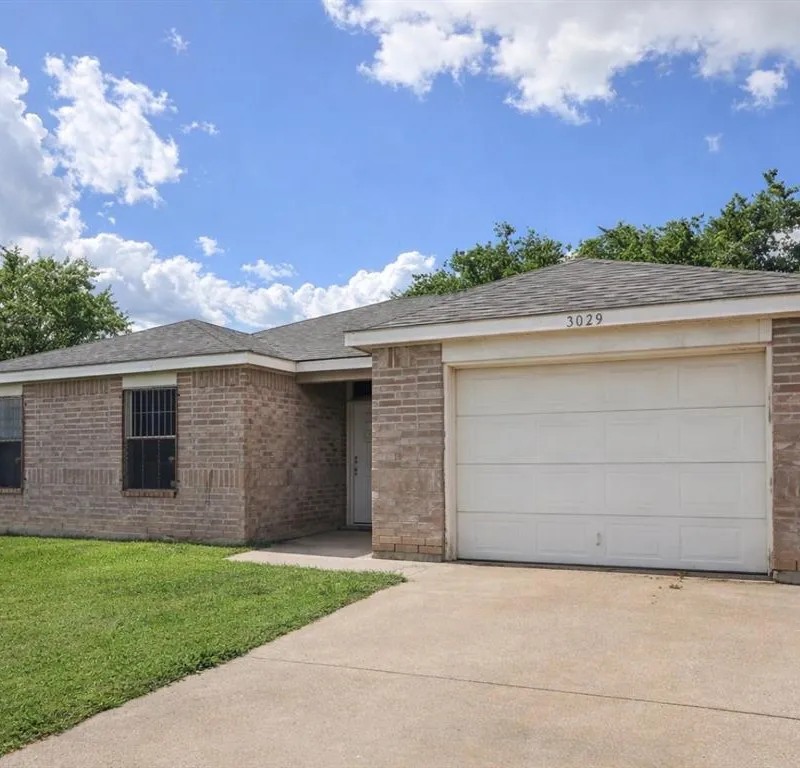 5029 Cottey Street, Fort Worth TX 76105