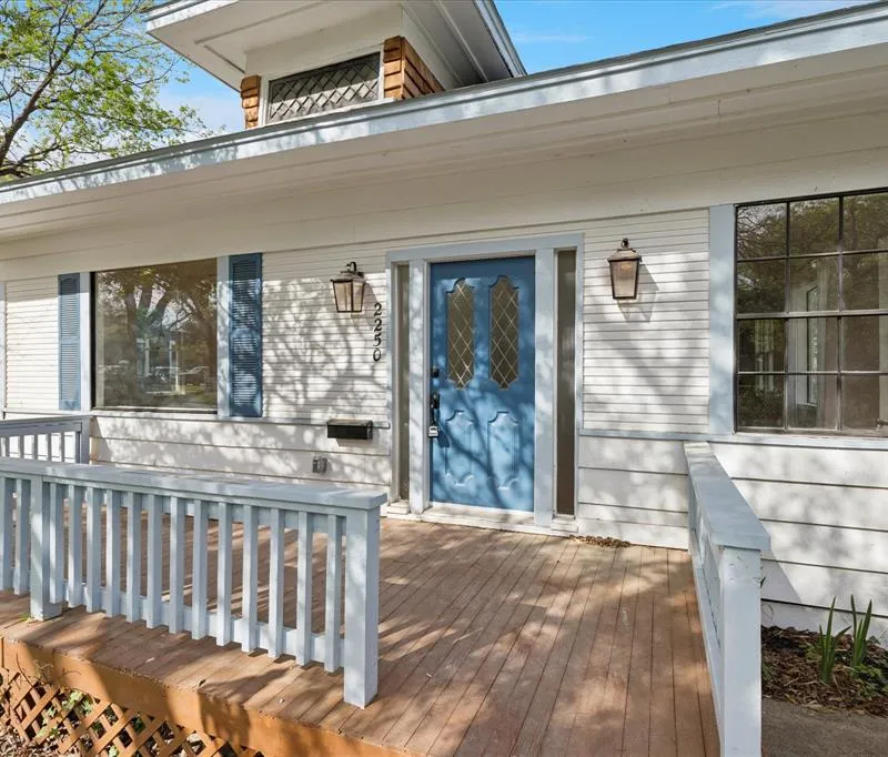 2250 Lipscomb Street, Fort Worth TX 76110
