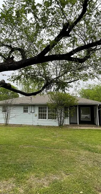 403 N Fairview Street, Keene TX 76059 - Photo 4