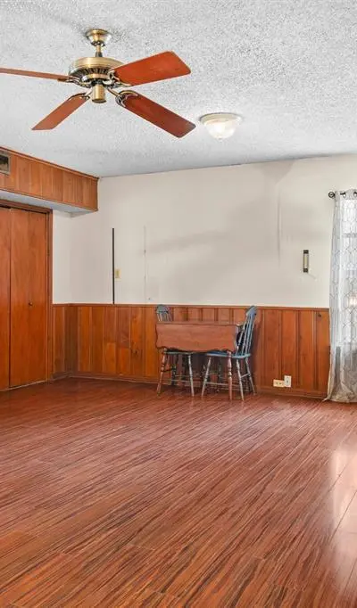 101 W Park Row Drive, Arlington TX 76010 - Photo 5