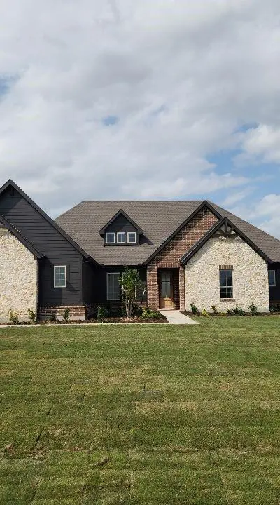 2305 Gypsum Street, Krum TX 76249