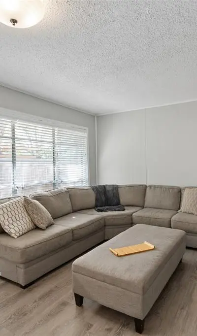 529 E Kempner, Mabank TX 75147 - Photo 3