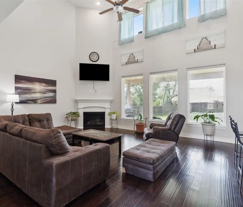 140 Dogwood Drive, Krugerville TX 76227