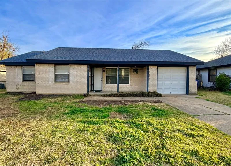 1230 Mcdonald Drive, Garland TX 75041