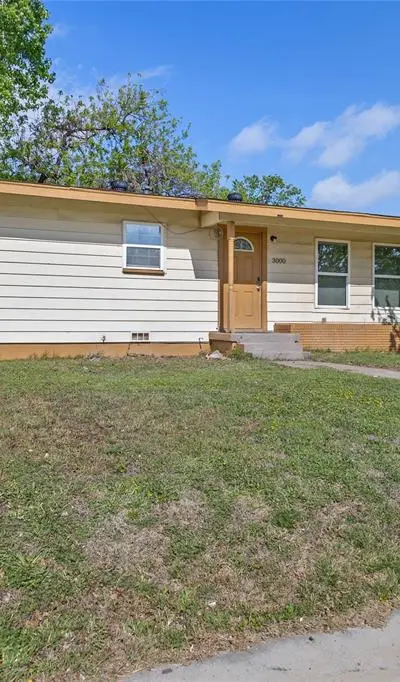 3000 Pate Drive, Fort Worth TX 76105