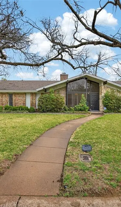 2907 Glasgow Drive, Arlington TX 76015