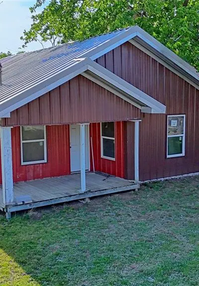 601 Baylor Street, Nocona TX 76255