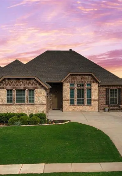 3706 Iron Horse Pass, Krum TX 76249