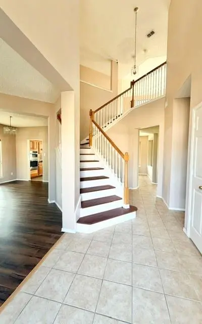 4818 Red Birch Drive, Arlington TX 76018 - Photo 3