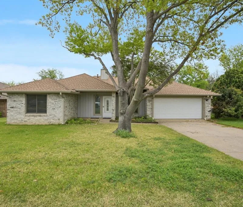 63 Robins Nest Drive, Hickory Creek TX 75065