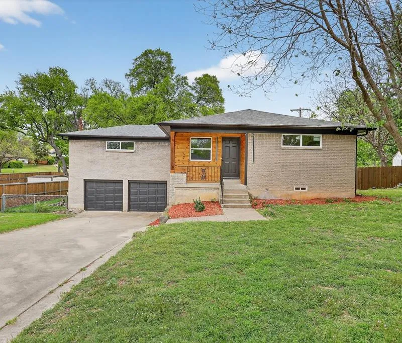 1130 Lodema Lane, Duncanville TX 75116