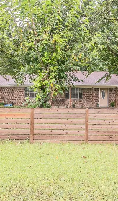 904 SHERMAN Street, Tioga TX 76271 - Photo 5