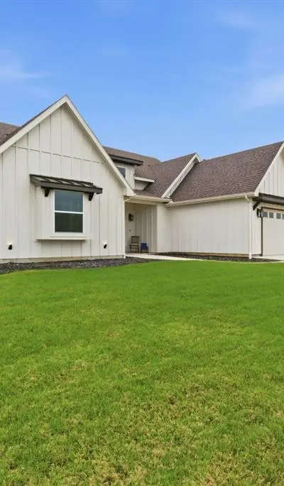 3695 Beacon Lake Drive, Bluff Dale TX 76433 - Photo 2