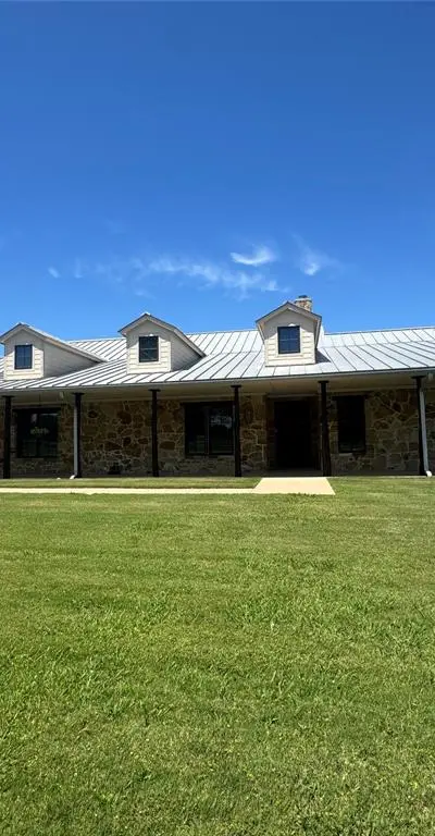 11918 Riek Road, Krum TX 76249 - Photo 2