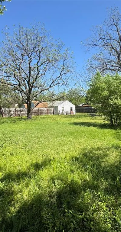730 Sunset Drive, Irving TX 75061 - Photo 3