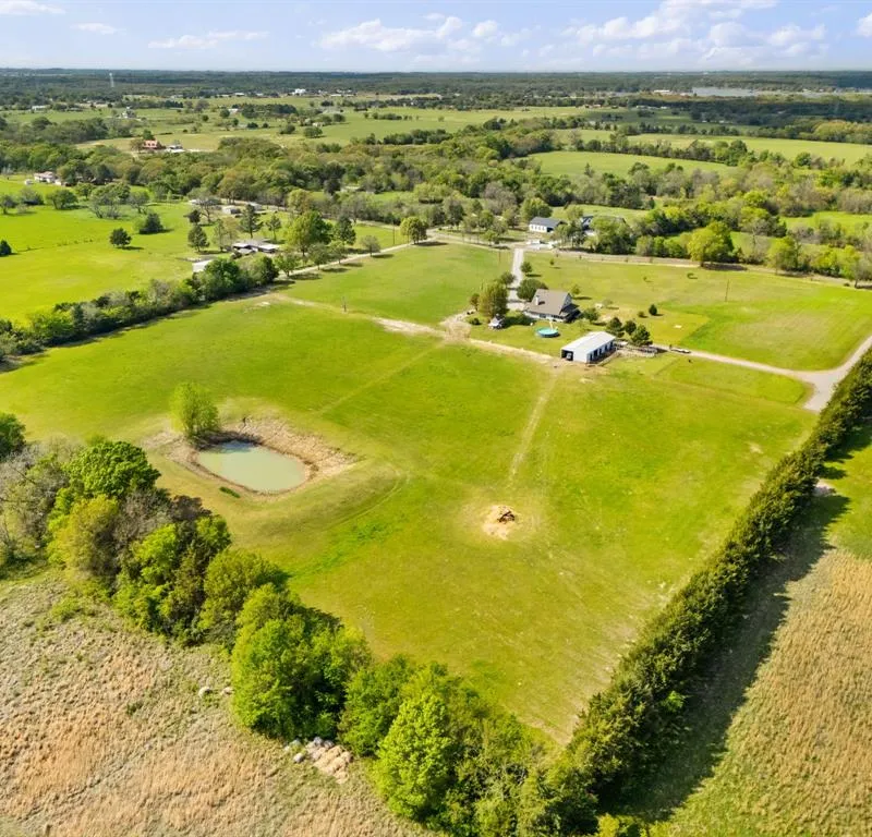 1880 County Road 2610, Bonham TX 75418