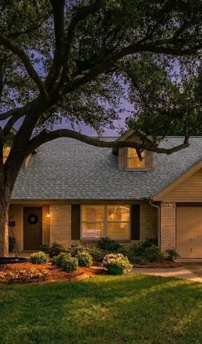 2772 Bay Meadows Circle, Farmers Branch TX 75234