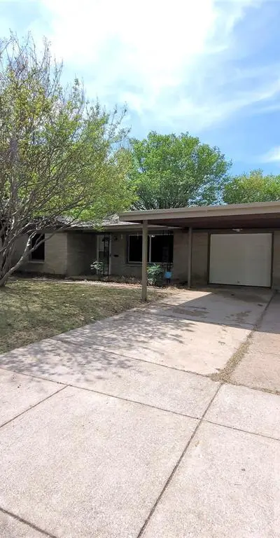 504 S Judd Street, White Settlement TX 76108 - Photo 2