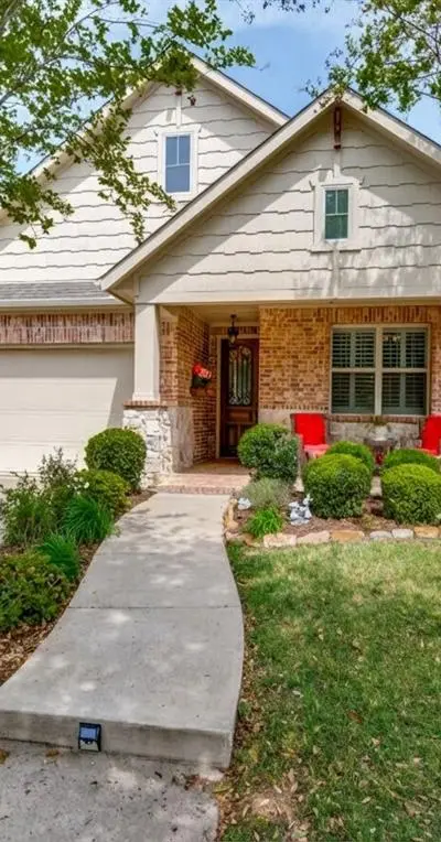 1220 Isabella Lane, Savannah TX 76227