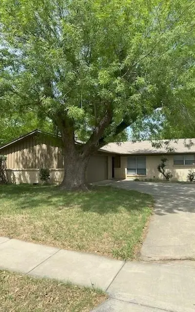 1716 Westchester Street, Denton TX 76201 - Photo 2