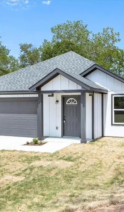 415 E Monterey Street, Denison TX 75021