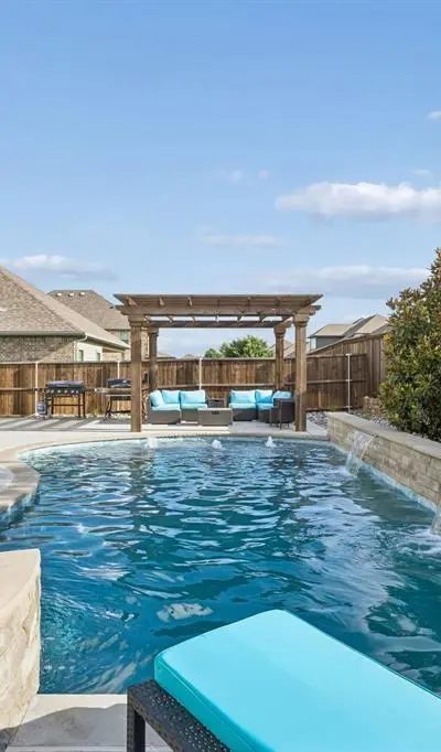10105 Lakemont Drive, Fort Worth TX 76131