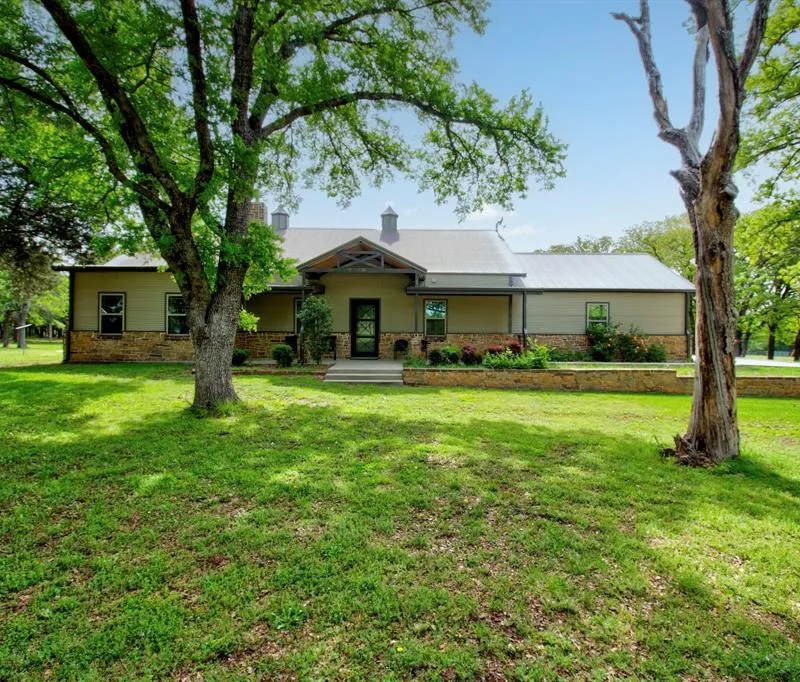 1024 Jordan Creek Road, Collinsville TX 76233
