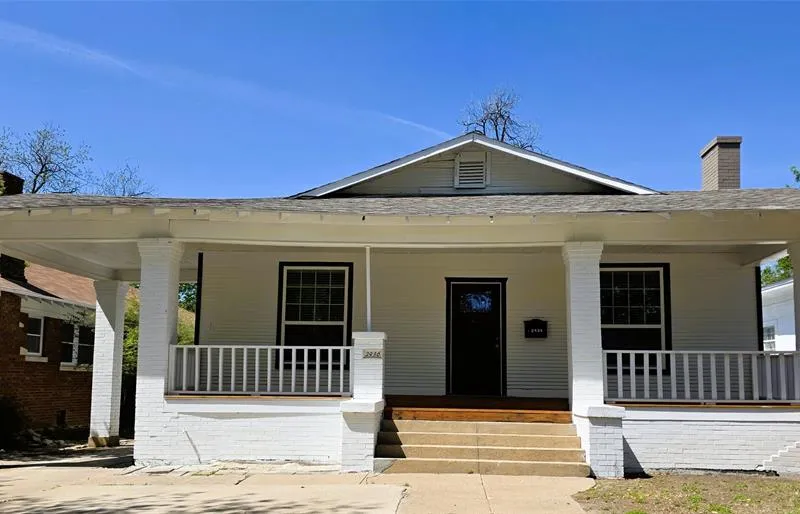 2936 S Jennings Avenue, Fort Worth TX 76110