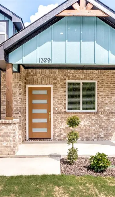 1329 Arizona Avenue, Fort Worth TX 76104 - Photo 3