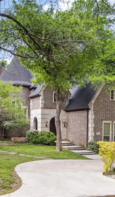 14907 Lake Forest Drive, Addison TX 75254