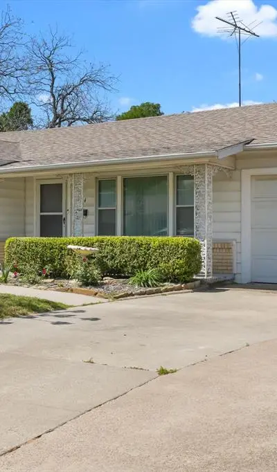 204 Westfork Drive, Fort Worth TX 76114 - Photo 2