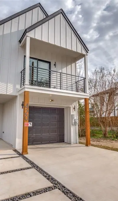 420 Sparks Street, Dallas TX 75203 - Photo 2