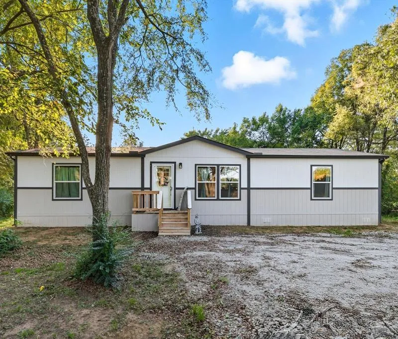 615 CR 167, Whitesboro TX 76273