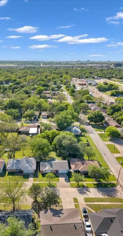 905 SE 3rd Street, Grand Prairie TX 75051