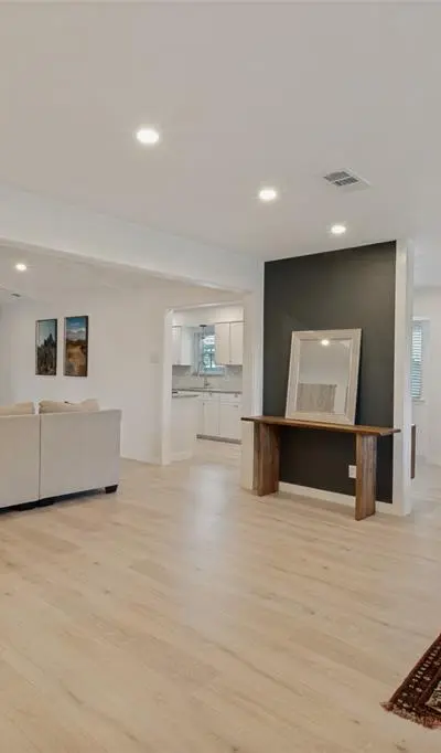 7022 Kiva Lane, Dallas TX 75227 - Photo 5