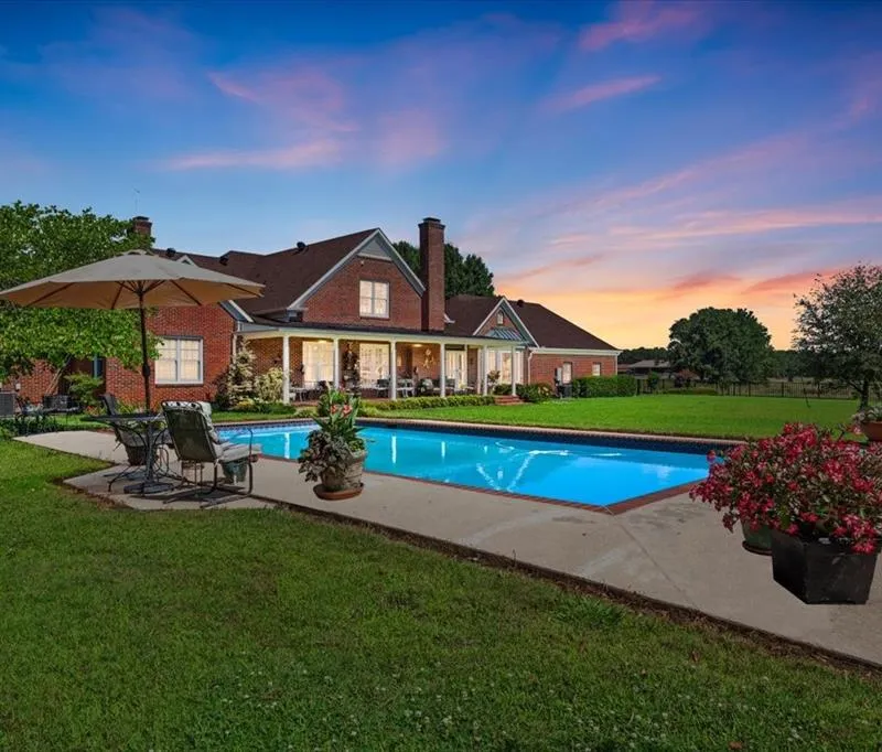502 County Road 42520, Paris TX 75462