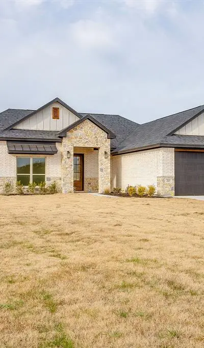 320 Rita Ridge Court, Millsap TX 76066 - Photo 2