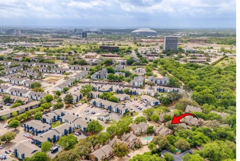 2103 Park Willow Lane # A, Arlington TX 76011