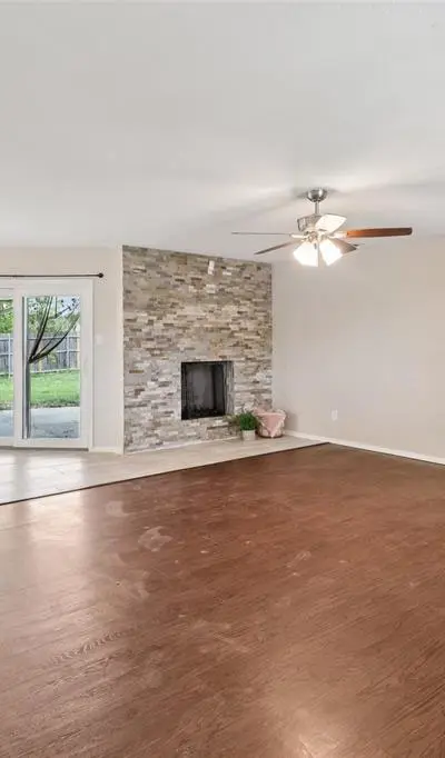 1126 Cordell Street, Denton TX 76201 - Photo 2